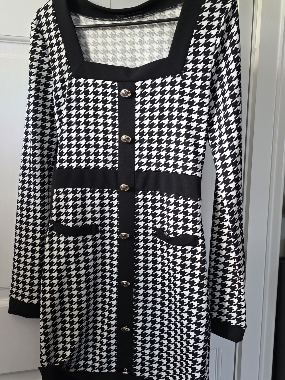 SHEIN Black & White Houndstooth Long Sleeve Button-Front Dress - Picture 10 of 10